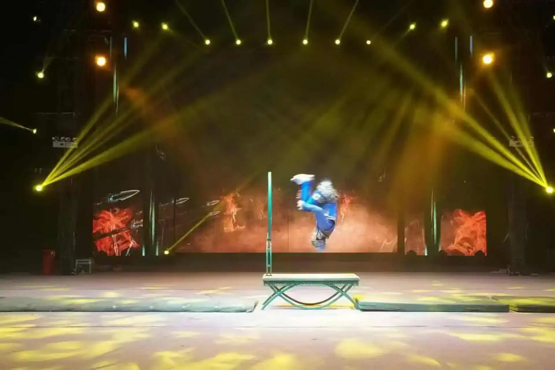 Aosen Theatre Acrobatics Show