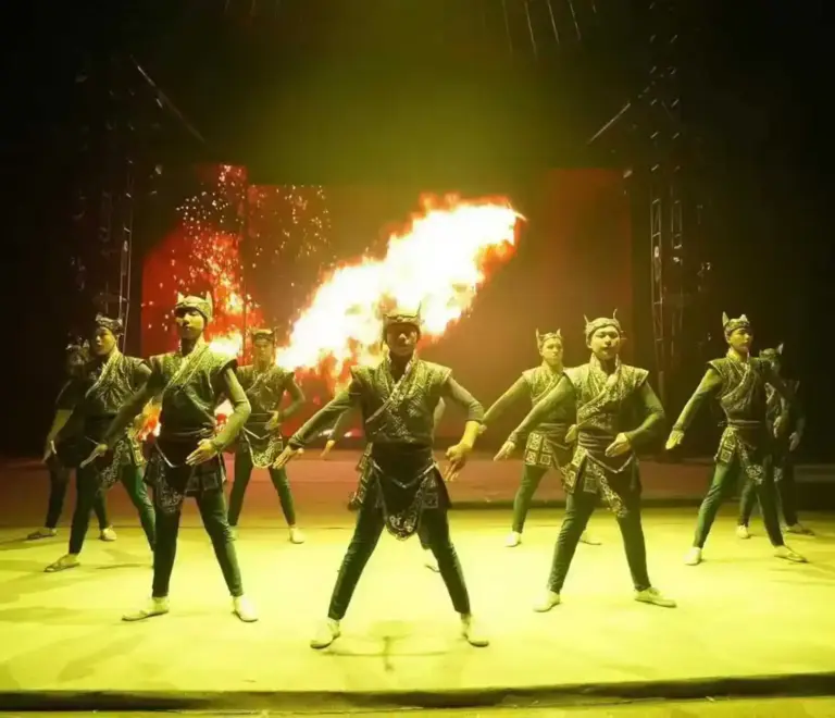 Aosen Theatre Acrobatics Show