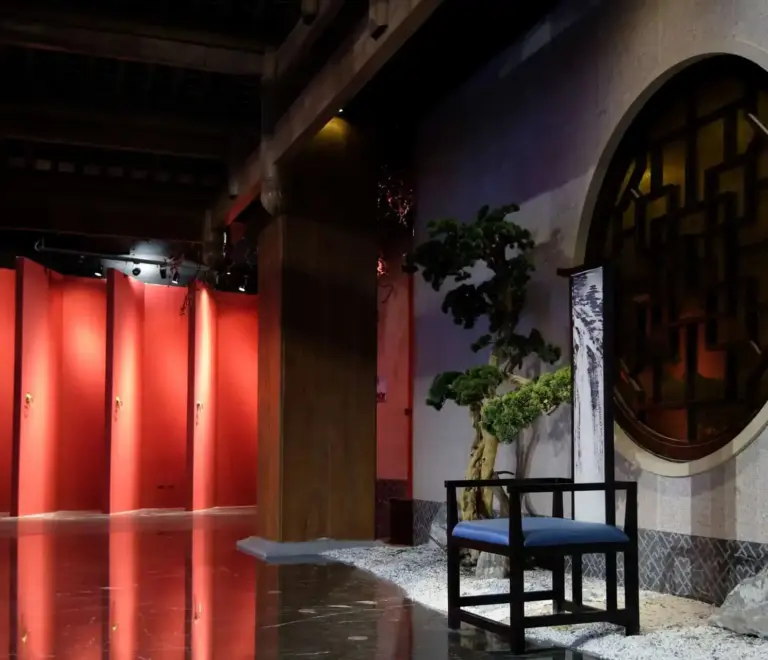 Tianleyuan Theatre Peking Opera Show
