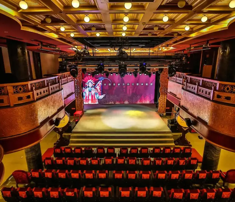 Tianleyuan Theatre Peking Opera Show