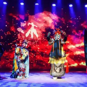 Tianleyuan Theatre Peking Opera Show