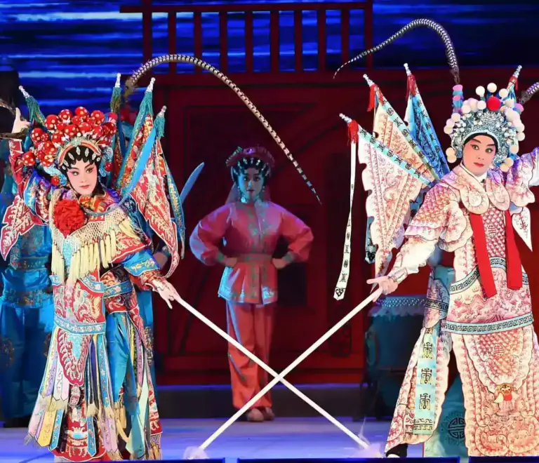 Tianleyuan Theatre Peking Opera Show